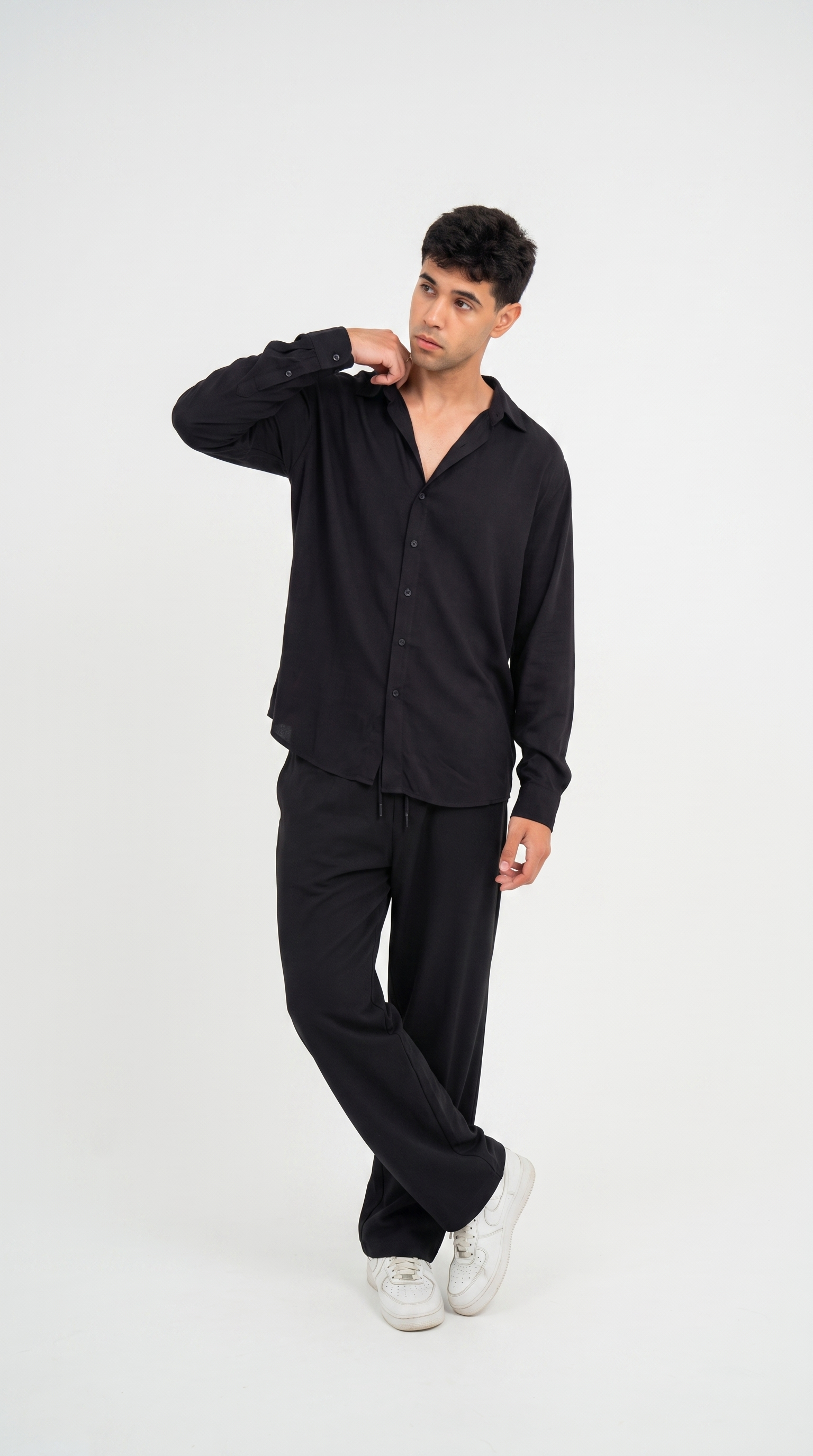 Noir Linen Pants